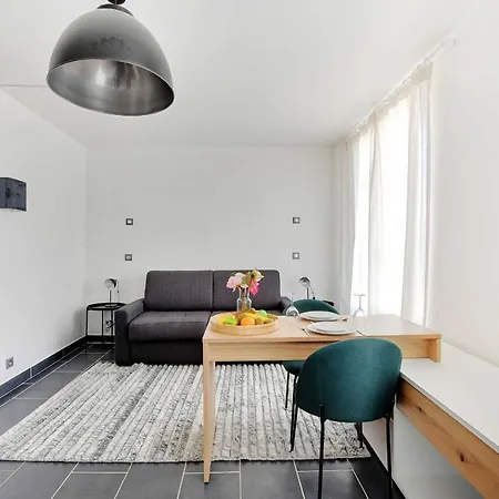 Cosy Studio 6 - *
