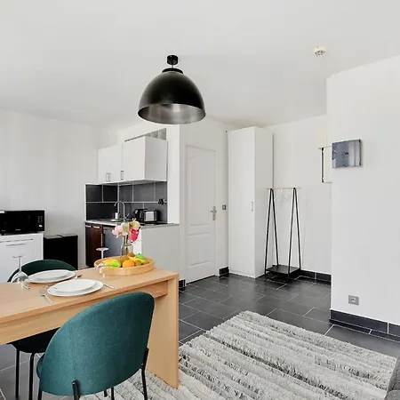 Apartment Cosy Studio 6 - Pantin